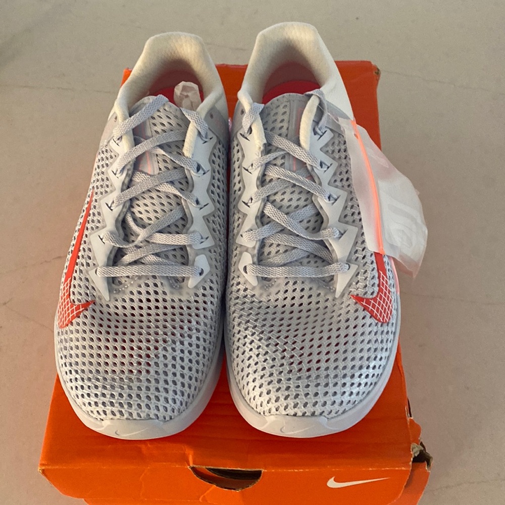 *Brand New* Nike Metcon 6